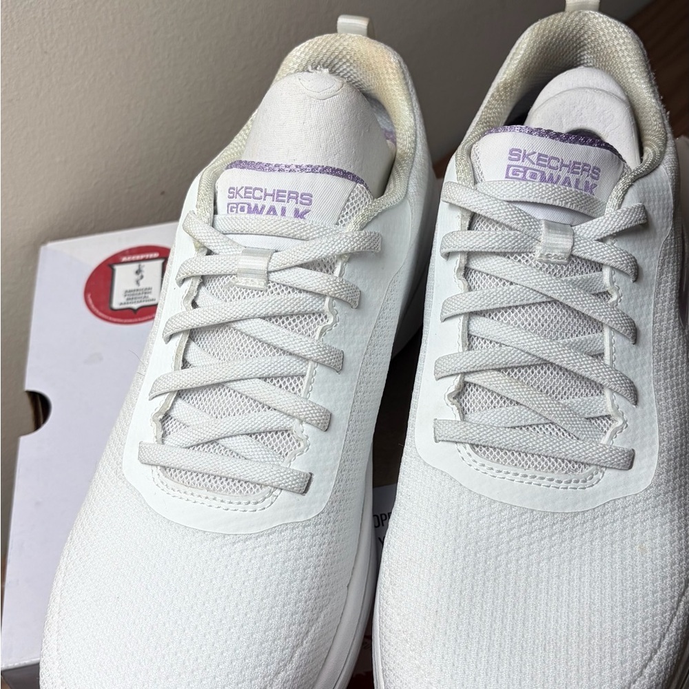 Skechers GOwalk Arch Fit Elinda White Lavender Women’s Size 10 Walking Sneakers - Picture 2 of 13